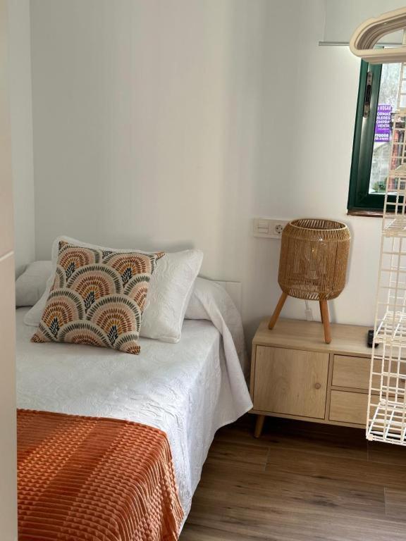 Apartamentos Urbanin II Plaza De San Pedro 쿠딜레로 외부 사진